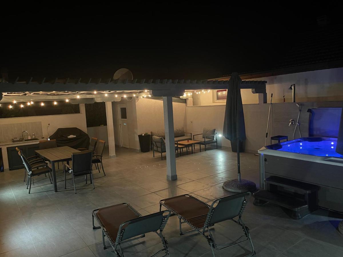 Vila Pedinka Villa Vir Esterno foto